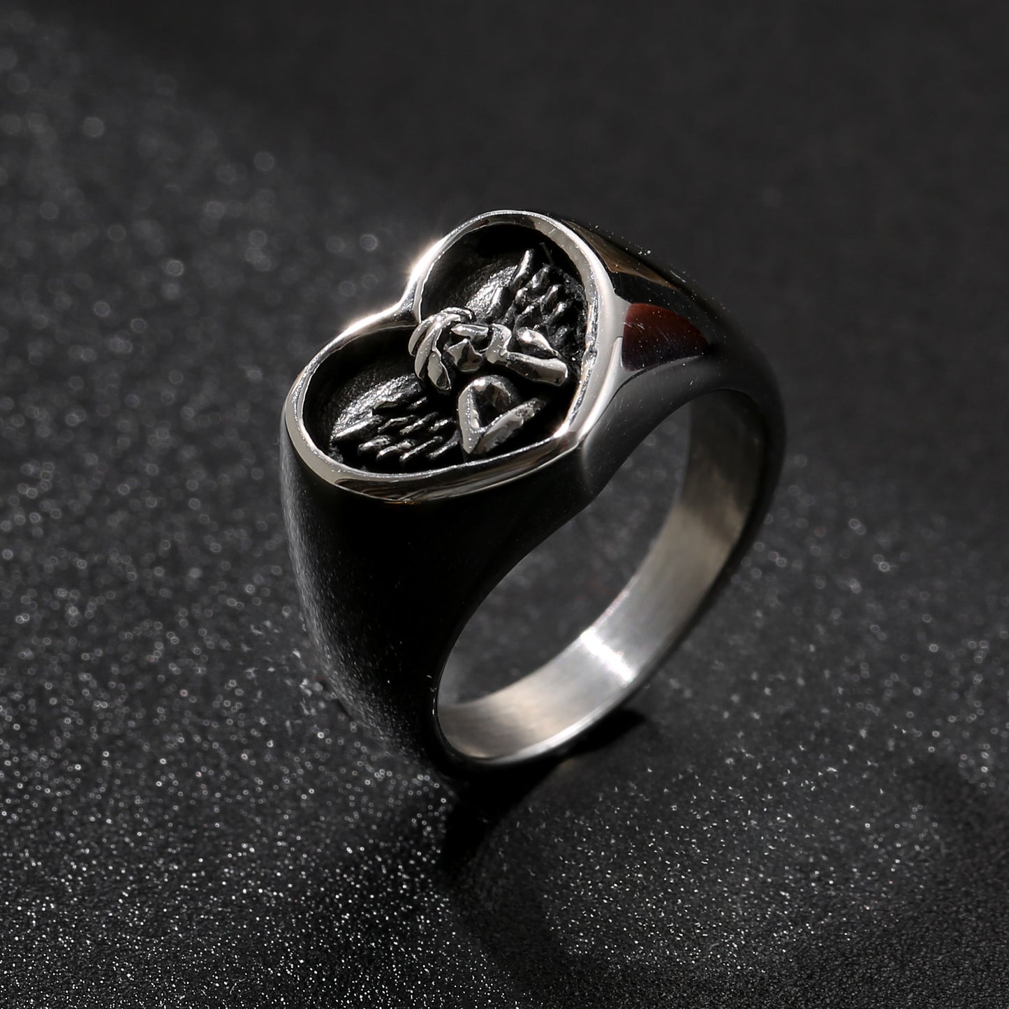 LNCHRAN Golden Plated Angel Heart Signet Ring Unisex Vintage Statement Jewelry