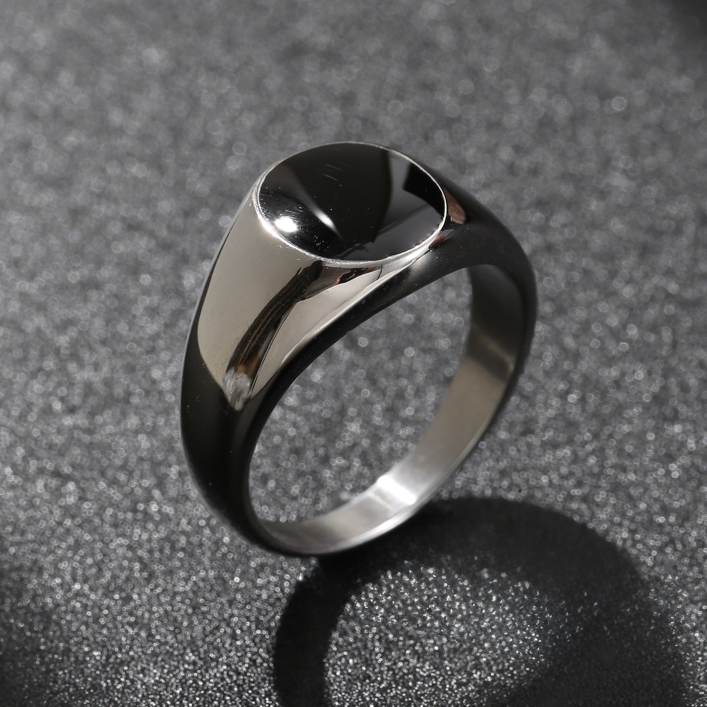 NCHRAN Unisex Round Black Enamel Signet Ring in Stainless Steel