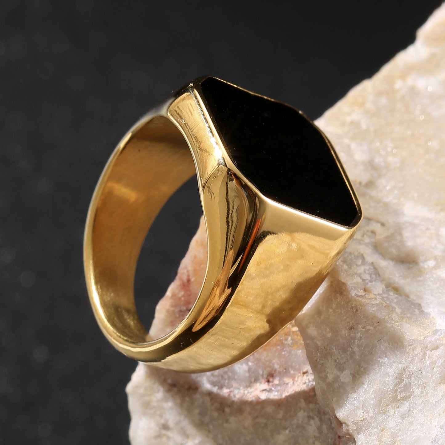 LNCHRAN Golden Plated Unisex Signet Ring with Black Enamel Inlay Minimalist Daily Jewelry