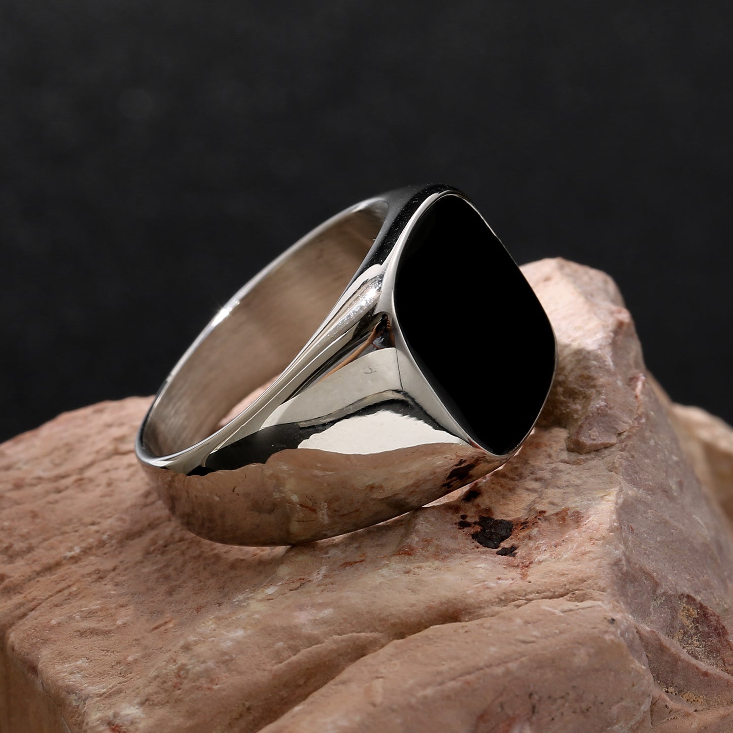LNCHRAN Unisex Black Enamel Signet Ring in Stainless Steel Minimalist Jewelry