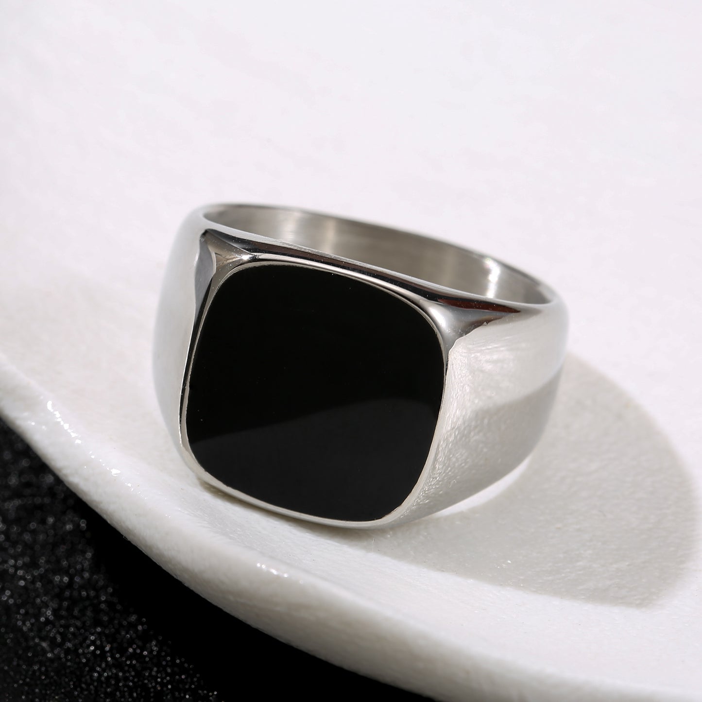 LNCHRAN Unisex Black Enamel Signet Ring in Stainless Steel Minimalist Jewelry