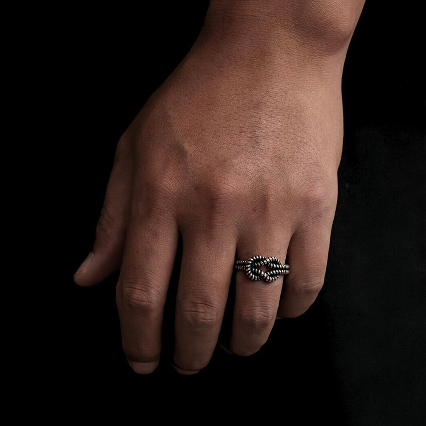 LNCHRAN Antique Silvery Stainless Steel Knot Ring Unisex Vintage Twisted Statement Jewelry