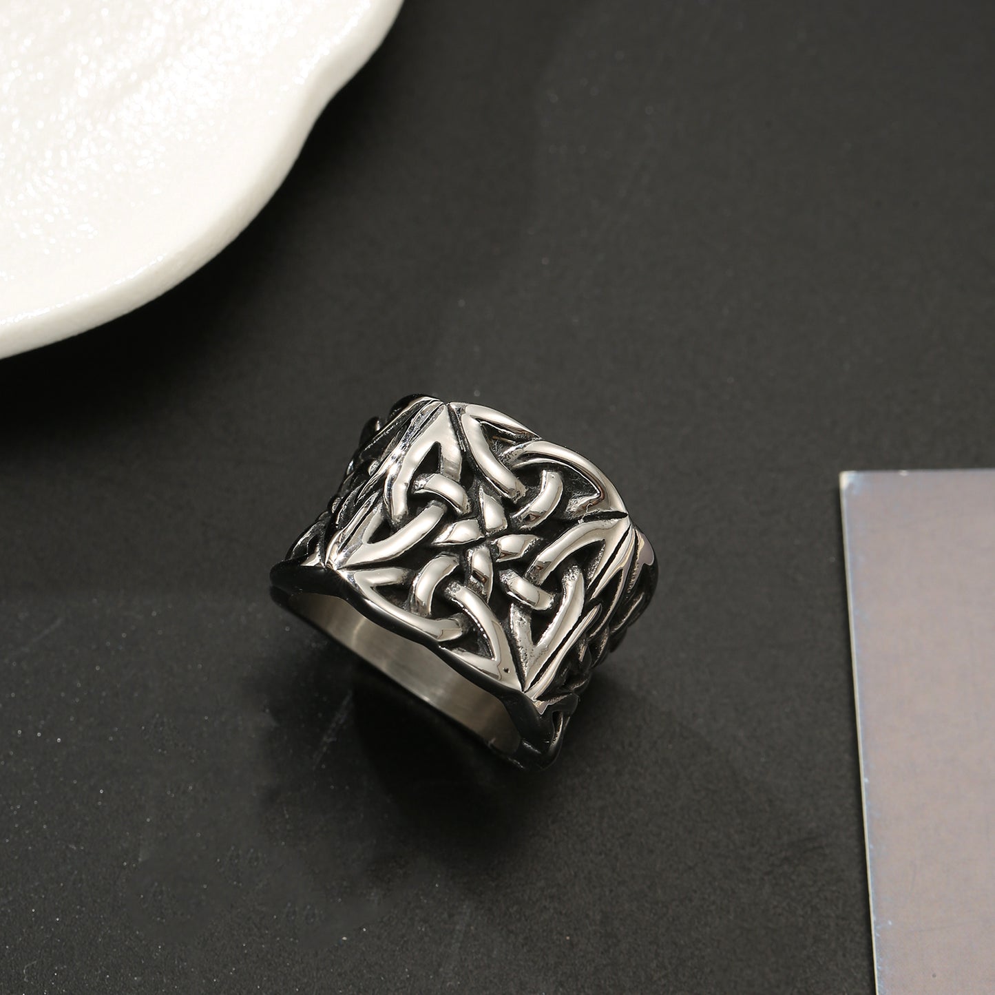 LNCHRAN Stainless Steel Celtic Knot Ring Unisex Norse Viking Statement Jewelry