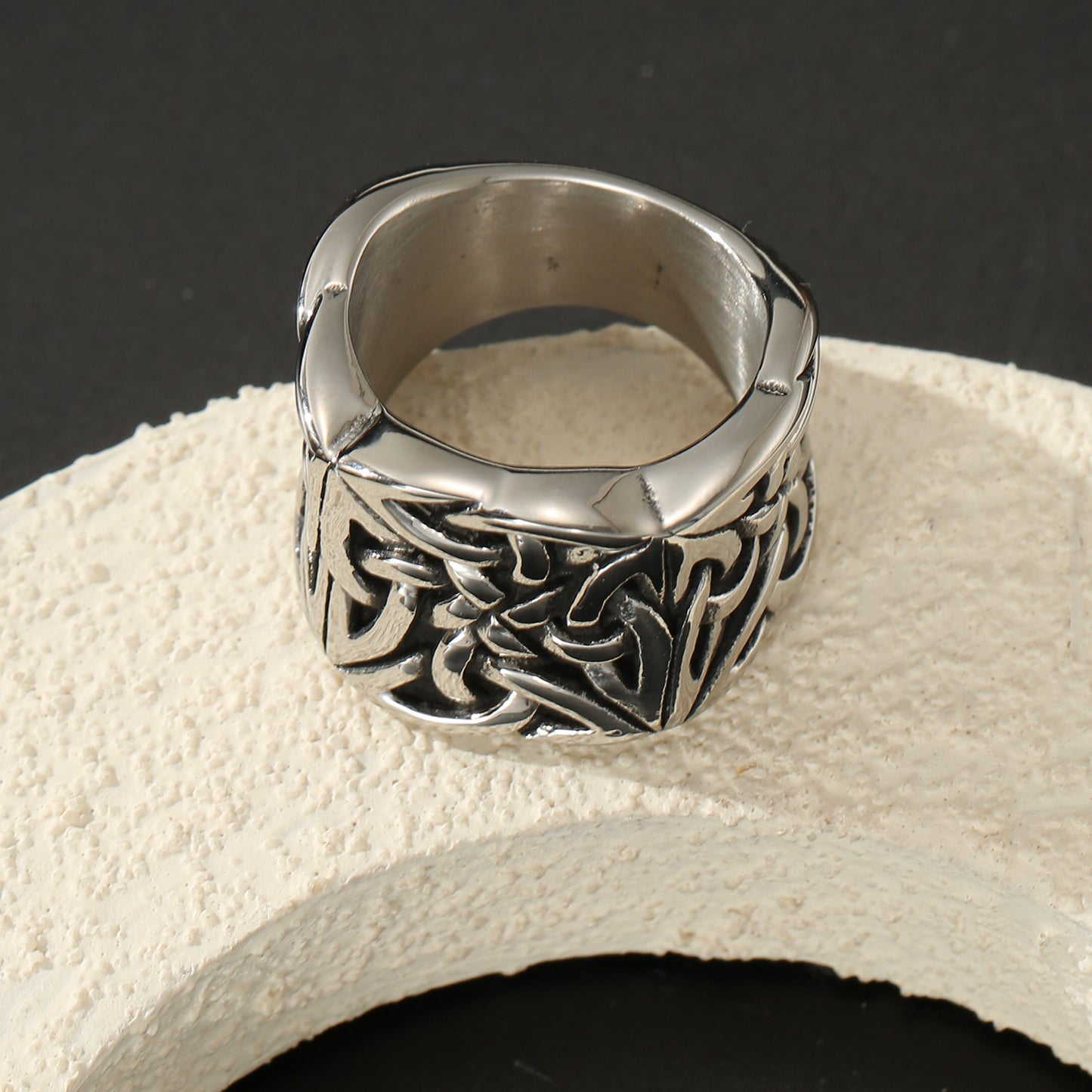 LNCHRAN Stainless Steel Celtic Knot Ring Unisex Norse Viking Statement Jewelry