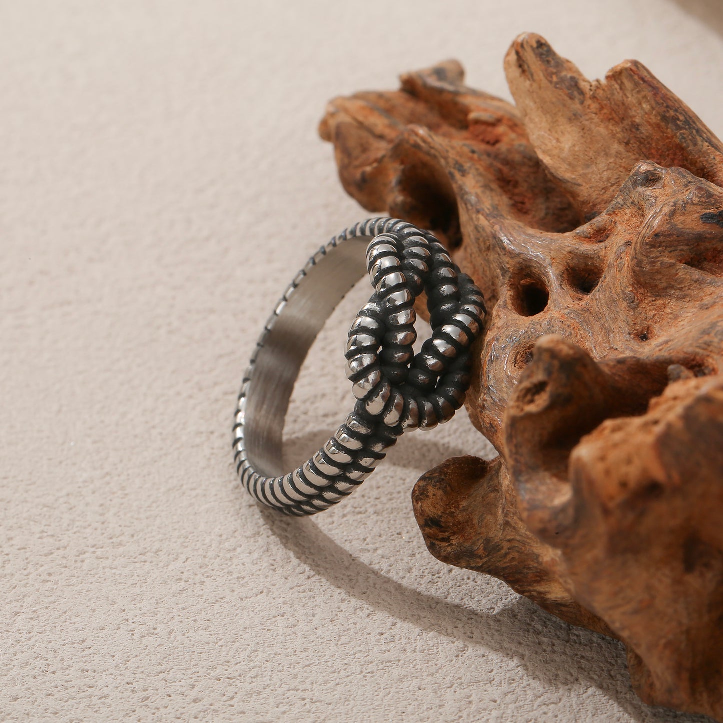 LNCHRAN Antique Silvery Stainless Steel Knot Ring Unisex Vintage Twisted Statement Jewelry